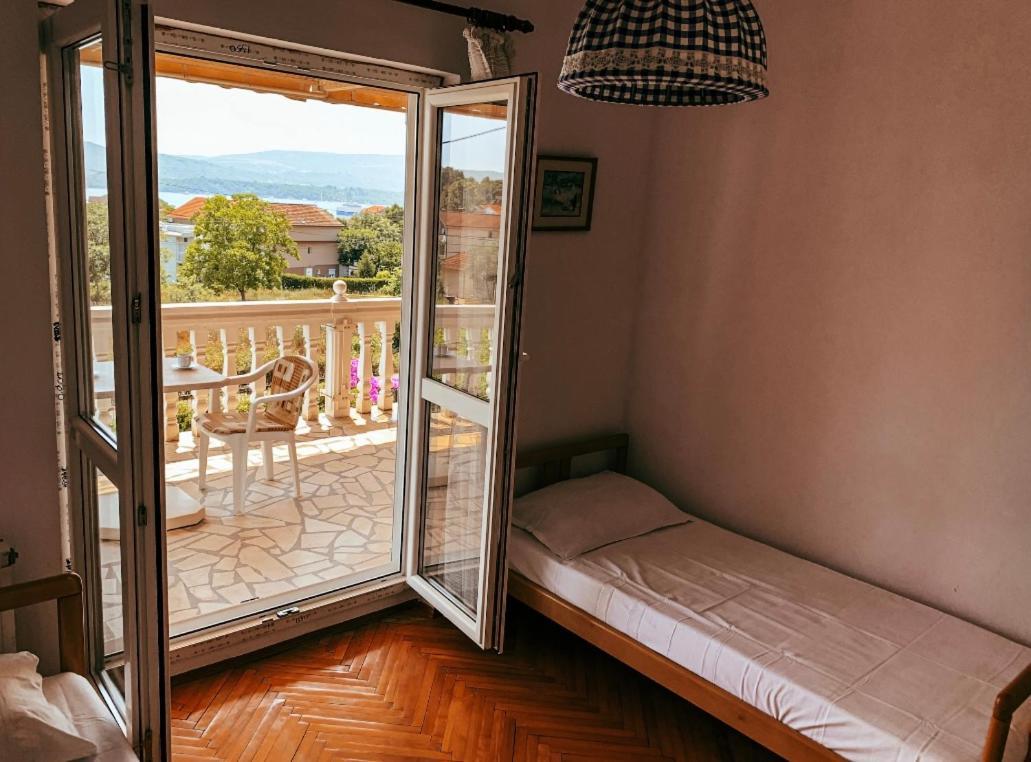 Peaceful, Cosy Tivat Guesthouse Exterior photo