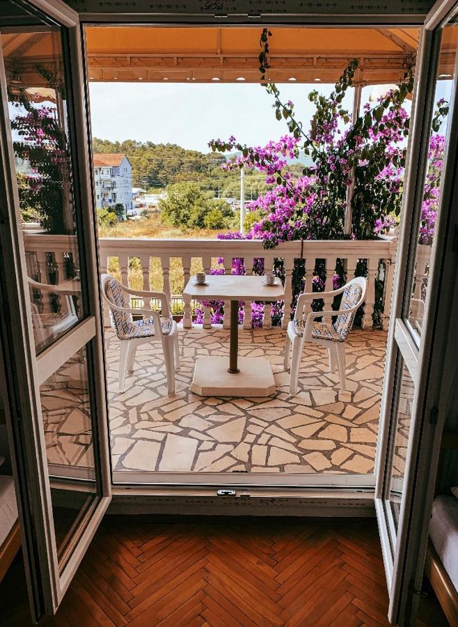 Peaceful, Cosy Tivat Guesthouse Exterior photo